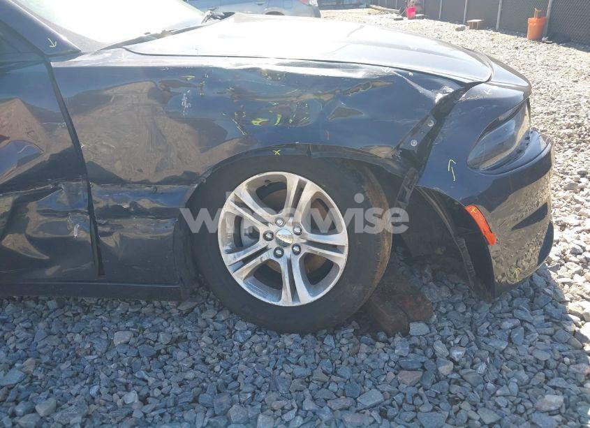 Photo 17 of 2019 Dodge Charger SXT RWD (VIN 2C3CDXBG2KH695976)