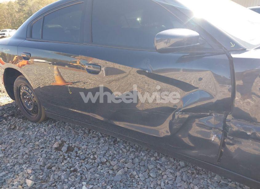 Photo 18 of 2019 Dodge Charger SXT RWD (VIN 2C3CDXBG2KH695976)