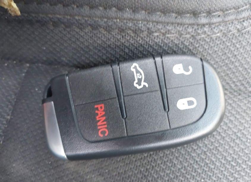 Photo 11 of 2019 Dodge Charger SXT RWD (VIN 2C3CDXBG2KH700237)