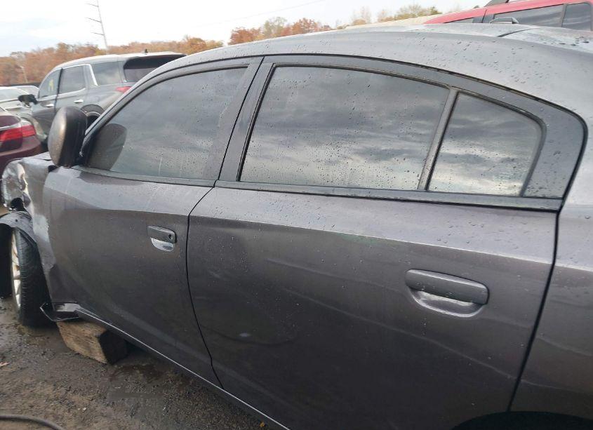 Photo 14 of 2019 Dodge Charger SXT RWD (VIN 2C3CDXBG2KH711626)