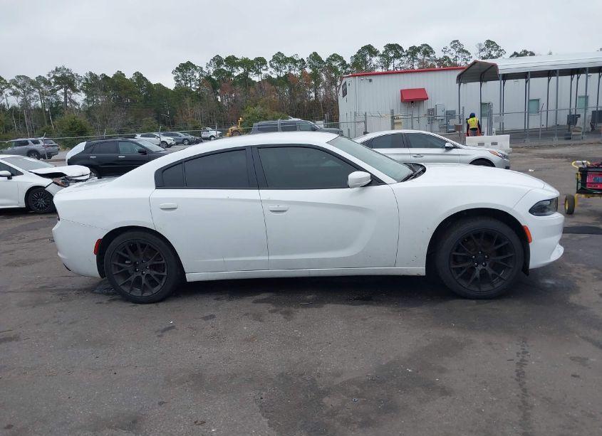 Photo 13 of 2019 Dodge Charger SXT RWD (VIN 2C3CDXBG2KH725364)