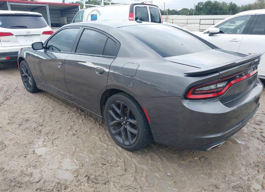 Photo 3 of 2019 Dodge Charger SXT RWD (VIN 2C3CDXBG2KH732427)