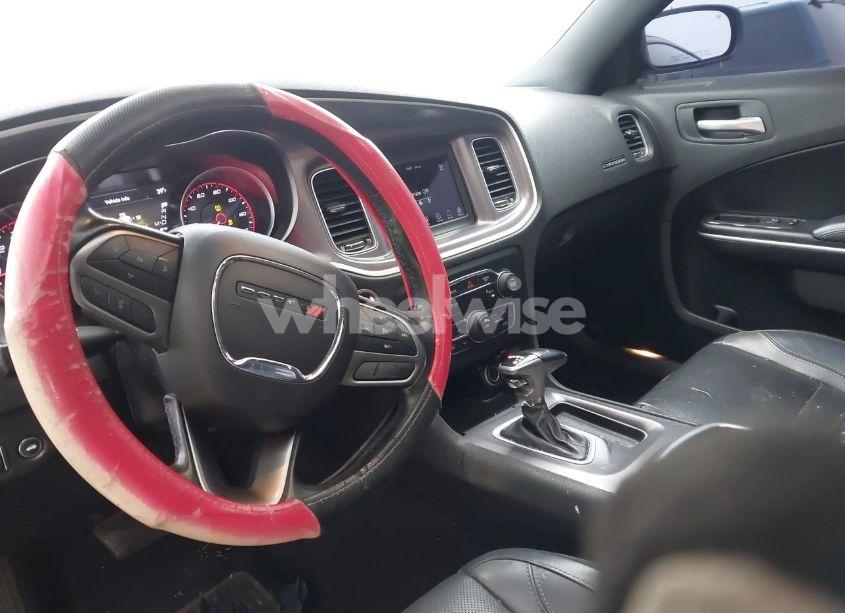 Photo 18 of 2020 Dodge Charger SXT RWD (VIN 2C3CDXBG2LH140477)