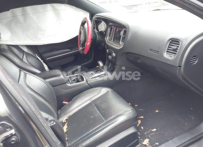 Photo 5 of 2020 Dodge Charger SXT RWD (VIN 2C3CDXBG2LH140477)