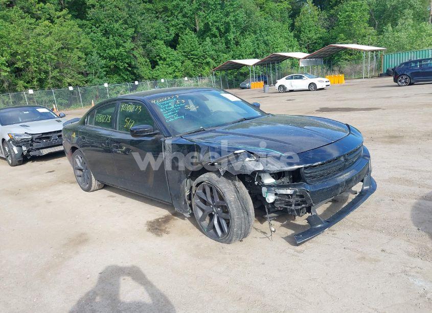 2021 Dodge Charger SXT RWD (VIN 2C3CDXBG2MH515477) main photo