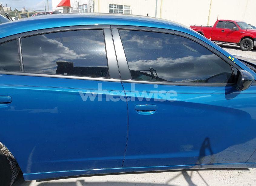 Photo 13 of 2022 Dodge Charger SXT RWD (VIN 2C3CDXBG2NH176284)