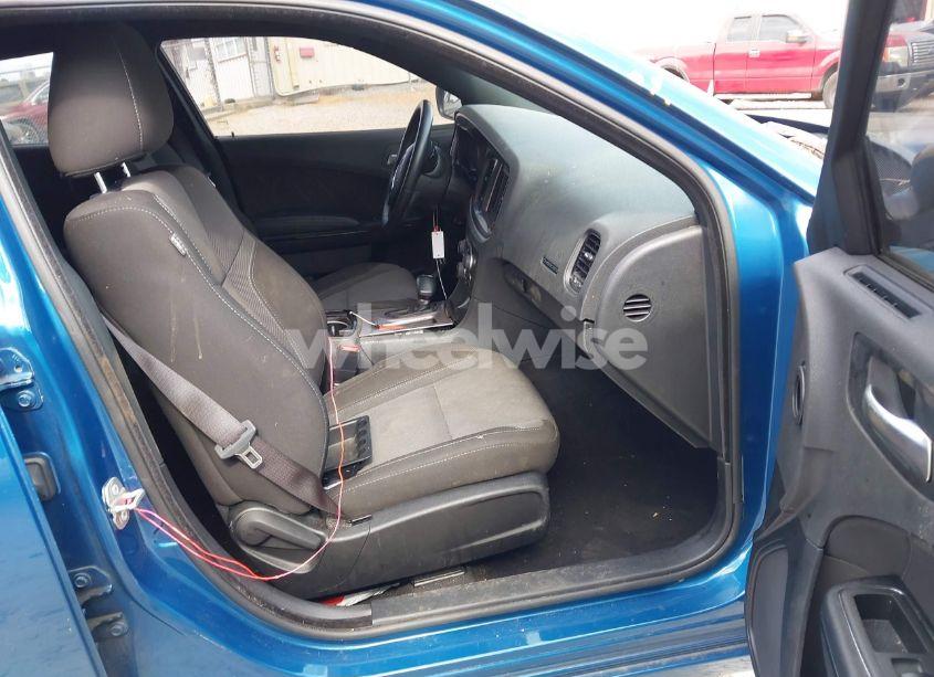 Photo 5 of 2022 Dodge Charger SXT RWD (VIN 2C3CDXBG2NH176284)