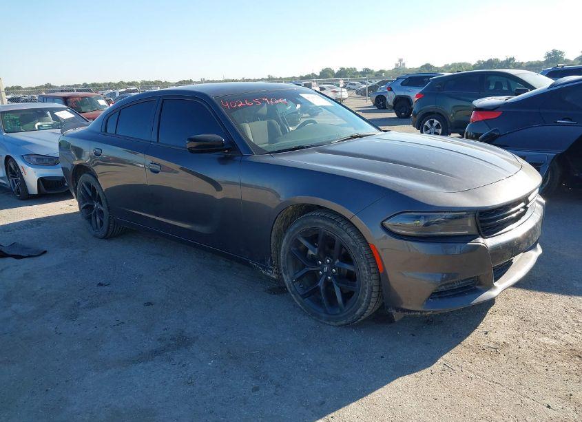 2022 Dodge Charger SXT RWD (VIN 2C3CDXBG2NH178732) main photo
