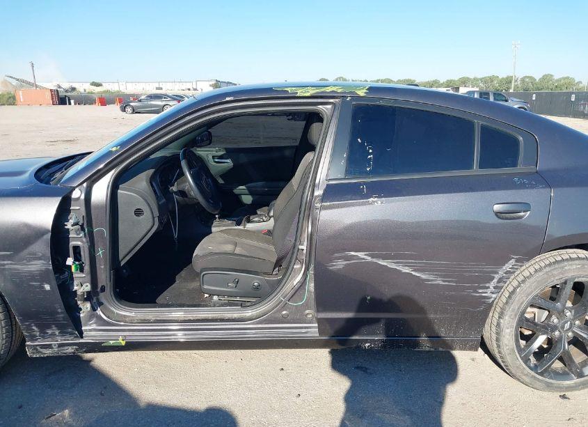 Photo 14 of 2022 Dodge Charger SXT RWD (VIN 2C3CDXBG2NH178732)