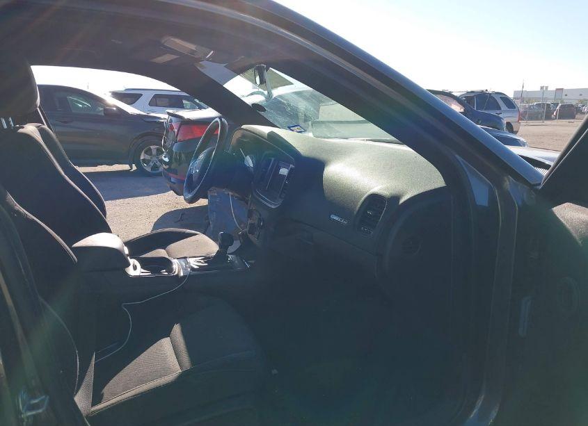 Photo 5 of 2022 Dodge Charger SXT RWD (VIN 2C3CDXBG2NH178732)