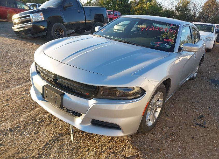 Photo 2 of 2022 Dodge Charger SXT RWD (VIN 2C3CDXBG2NH207940)