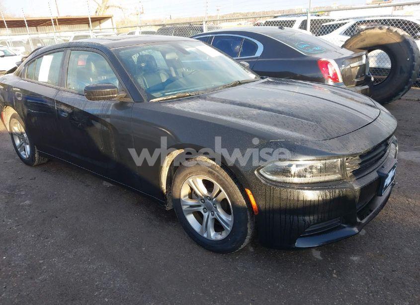 2022 Dodge Charger SXT RWD (VIN 2C3CDXBG2NH208263) main photo