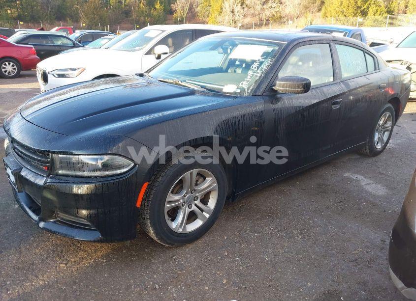 Photo 2 of 2022 Dodge Charger SXT RWD (VIN 2C3CDXBG2NH208263)