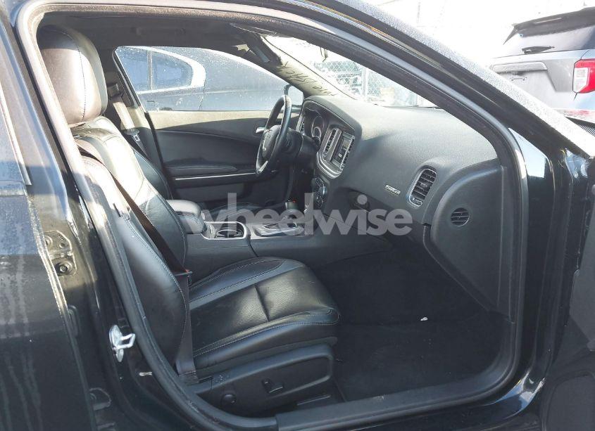 Photo 5 of 2022 Dodge Charger SXT RWD (VIN 2C3CDXBG2NH208263)
