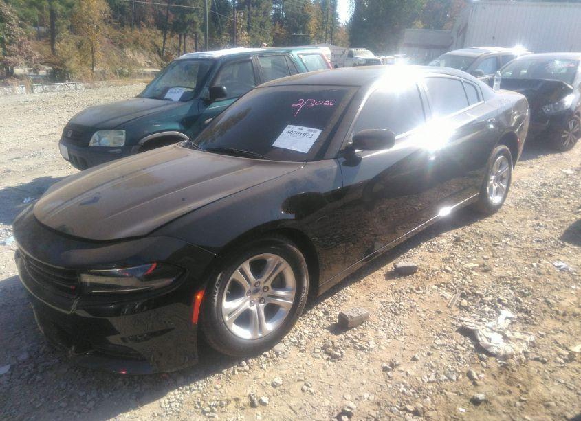 Photo 2 of 2022 Dodge Charger SXT RWD (VIN 2C3CDXBG2NH213026)