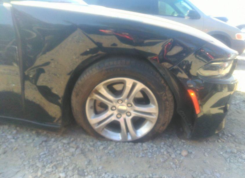 Photo 6 of 2022 Dodge Charger SXT RWD (VIN 2C3CDXBG2NH213026)