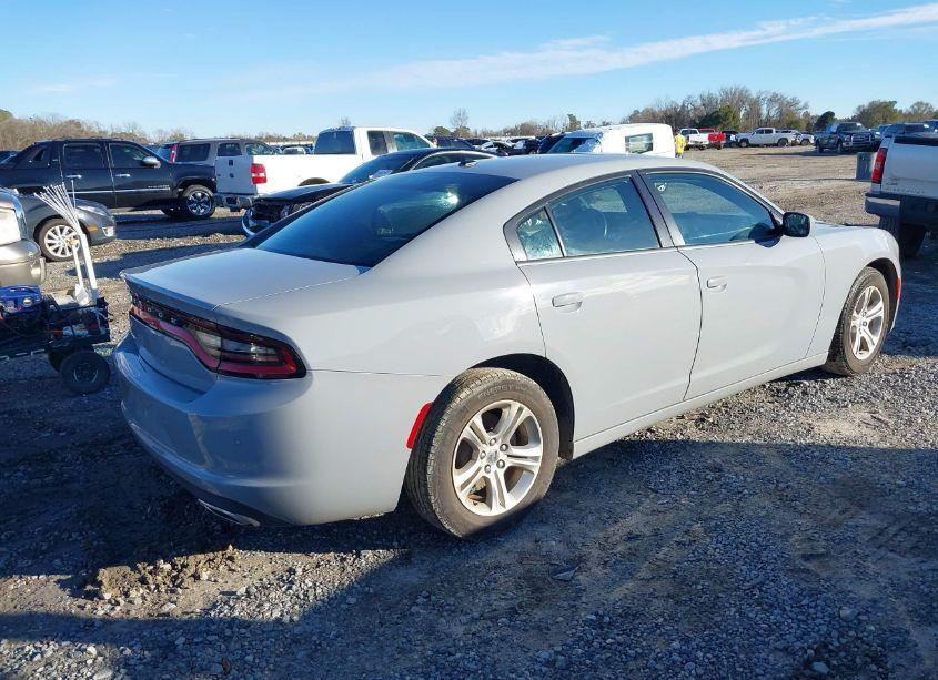 Photo 4 of 2022 Dodge Charger SXT RWD (VIN 2C3CDXBG2NH220137)