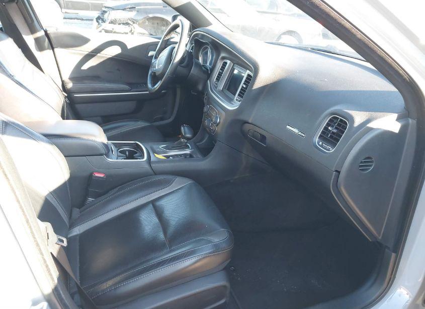 Photo 5 of 2022 Dodge Charger SXT RWD (VIN 2C3CDXBG2NH220137)