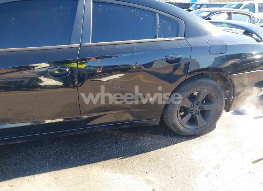 Photo 6 of 2012 Dodge Charger SE (VIN 2C3CDXBG3CH299718)