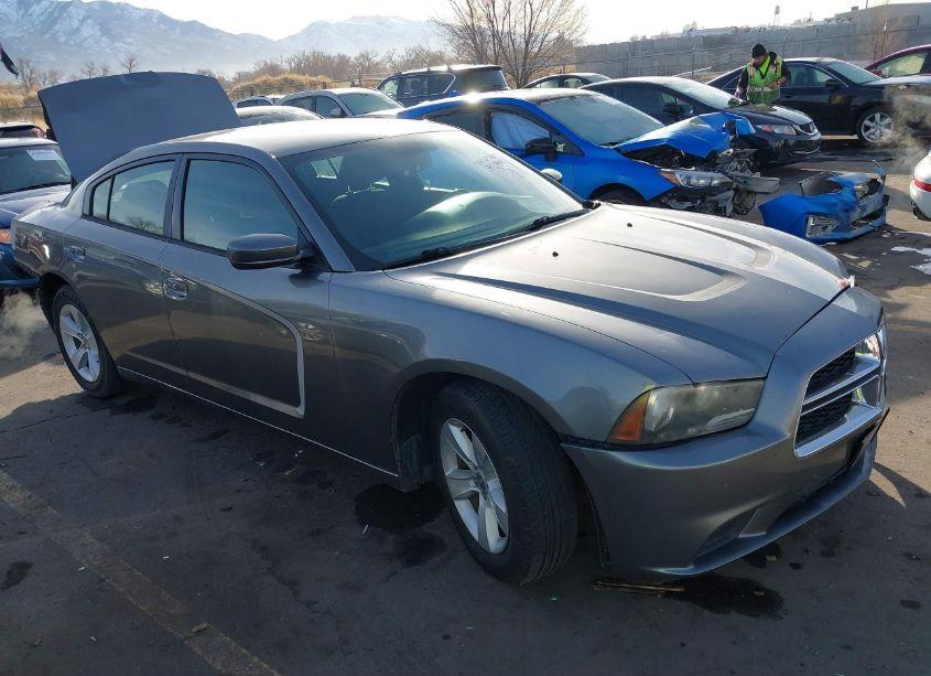 2012 Dodge Charger SE (VIN 2C3CDXBG3CH302553) main photo
