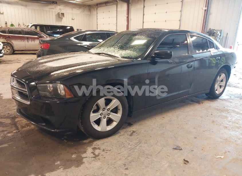 Photo 2 of 2013 Dodge Charger SE (VIN 2C3CDXBG3DH522549)