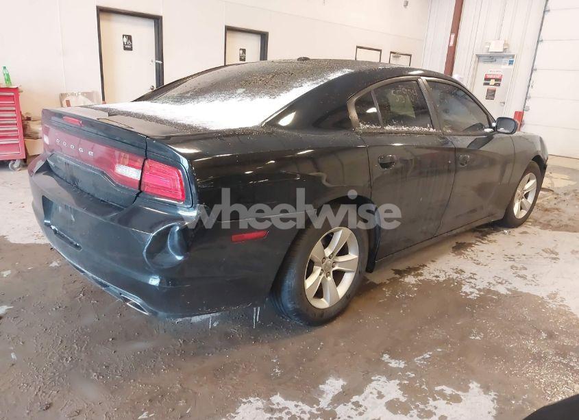 Photo 4 of 2013 Dodge Charger SE (VIN 2C3CDXBG3DH522549)