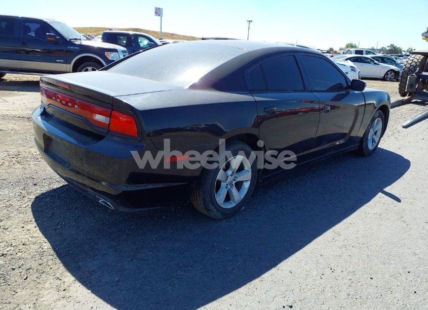 Photo 4 of 2013 Dodge Charger SE (VIN 2C3CDXBG3DH539724)
