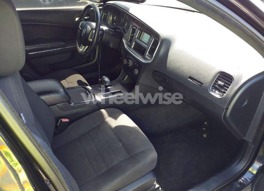 Photo 5 of 2013 Dodge Charger SE (VIN 2C3CDXBG3DH539724)