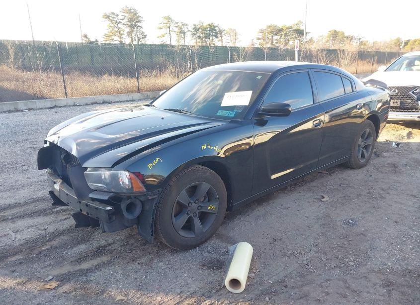 Photo 2 of 2013 Dodge Charger SE (VIN 2C3CDXBG3DH625146)