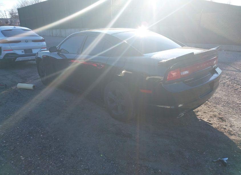 Photo 3 of 2013 Dodge Charger SE (VIN 2C3CDXBG3DH625146)