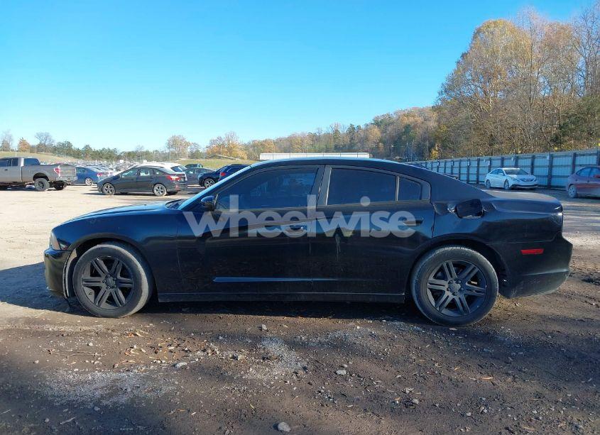 Photo 14 of 2013 Dodge Charger SE (VIN 2C3CDXBG3DH640231)
