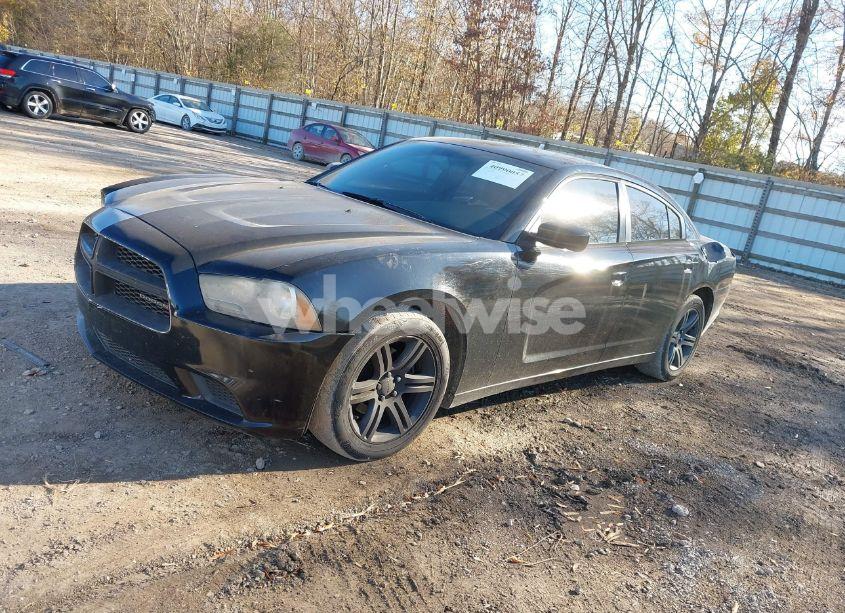 Photo 2 of 2013 Dodge Charger SE (VIN 2C3CDXBG3DH640231)