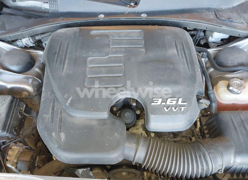 Photo 10 of 2013 Dodge Charger SE (VIN 2C3CDXBG3DH688845)