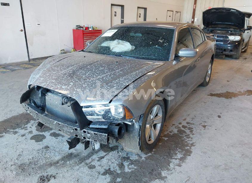 Photo 2 of 2013 Dodge Charger SE (VIN 2C3CDXBG3DH688845)