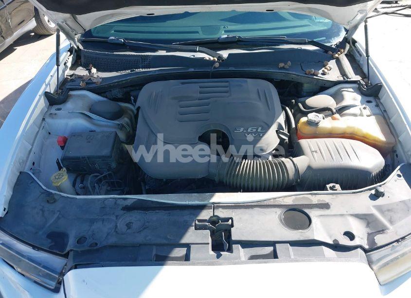 Photo 10 of 2013 Dodge Charger SE (VIN 2C3CDXBG3DH725277)