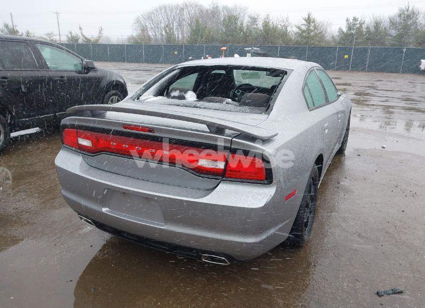 Photo 4 of 2014 Dodge Charger SE (VIN 2C3CDXBG3EH102288)