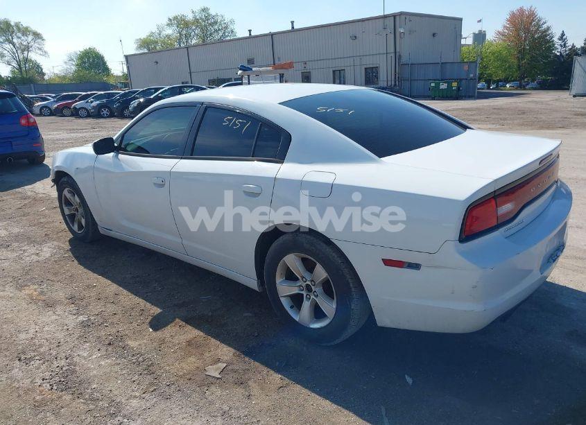 Photo 3 of 2014 Dodge Charger SE (VIN 2C3CDXBG3EH129698)