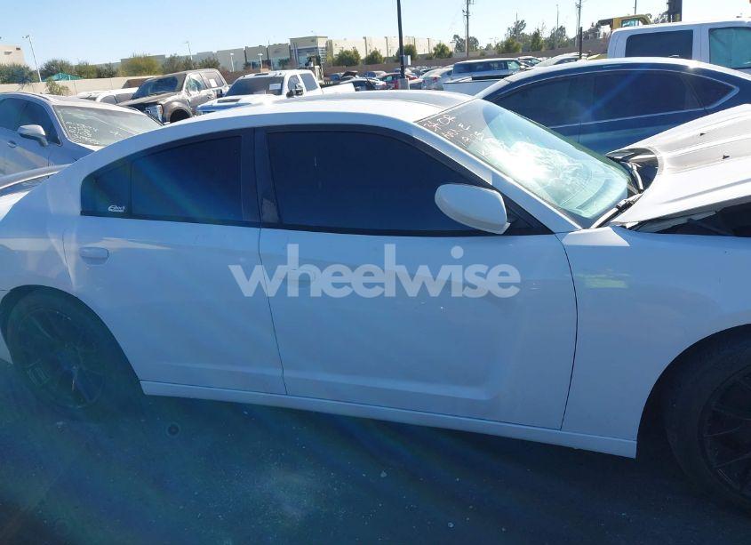 Photo 14 of 2014 Dodge Charger SE (VIN 2C3CDXBG3EH215898)