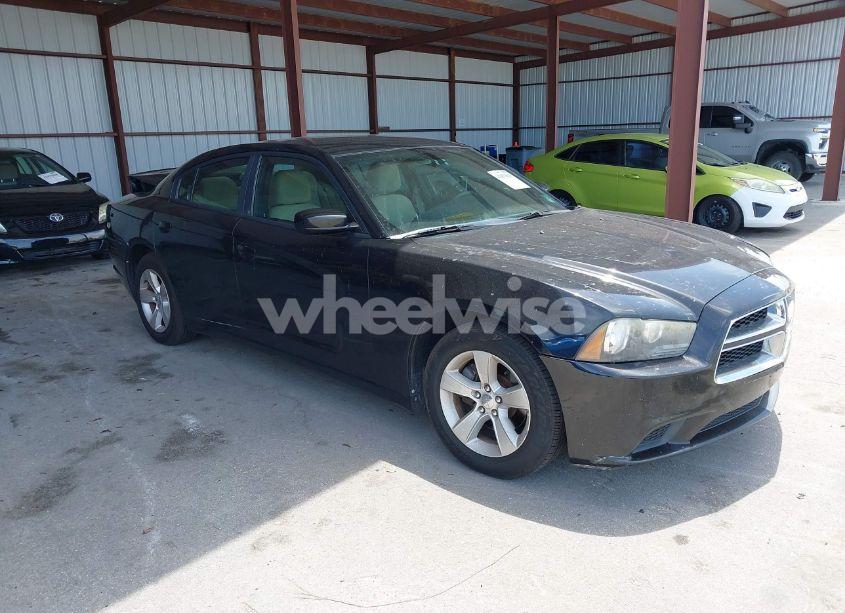2014 Dodge Charger SE (VIN 2C3CDXBG3EH242969) main photo