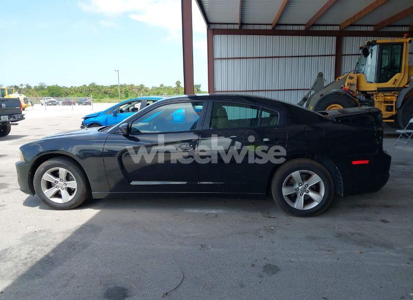 Photo 14 of 2014 Dodge Charger SE (VIN 2C3CDXBG3EH242969)