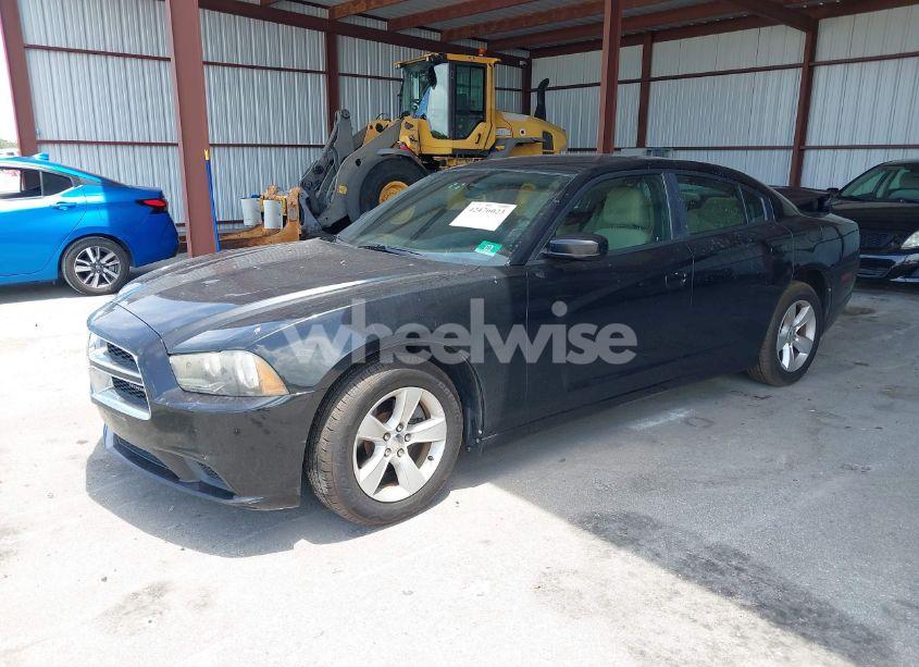 Photo 2 of 2014 Dodge Charger SE (VIN 2C3CDXBG3EH242969)