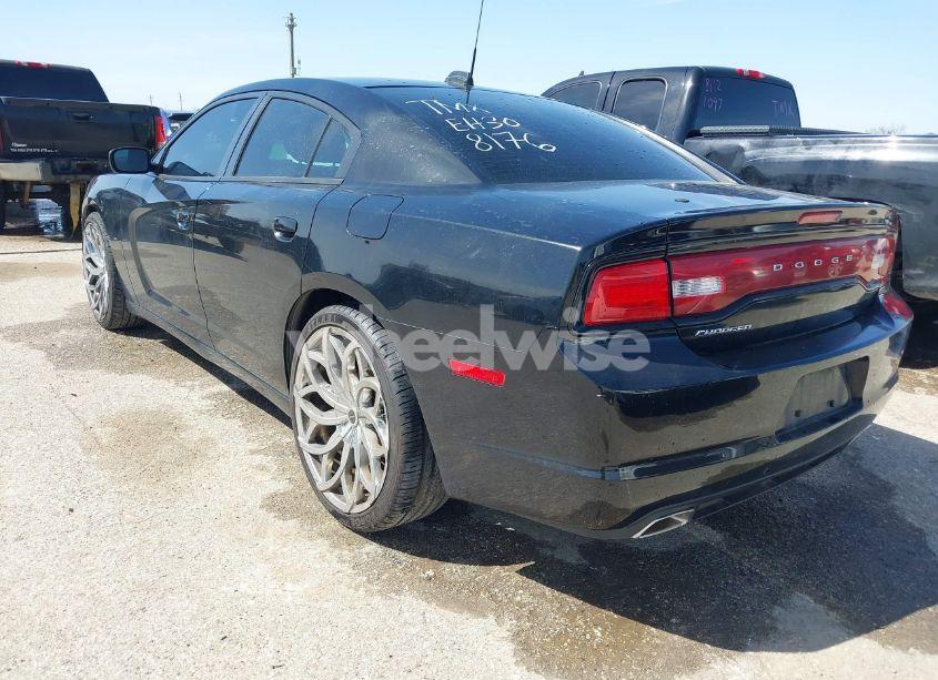 Photo 3 of 2014 Dodge Charger SE (VIN 2C3CDXBG3EH308176)