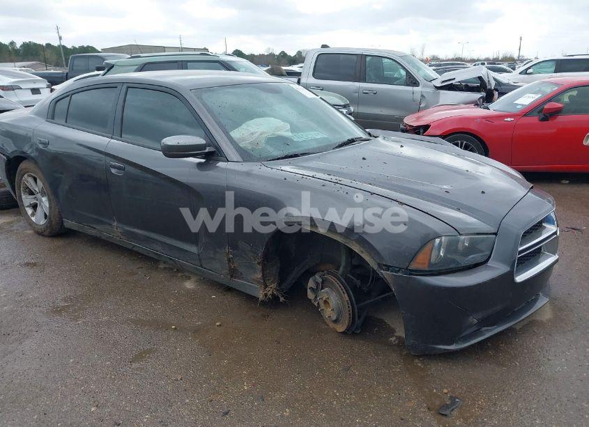 2014 Dodge Charger SE (VIN 2C3CDXBG3EH323566) main photo