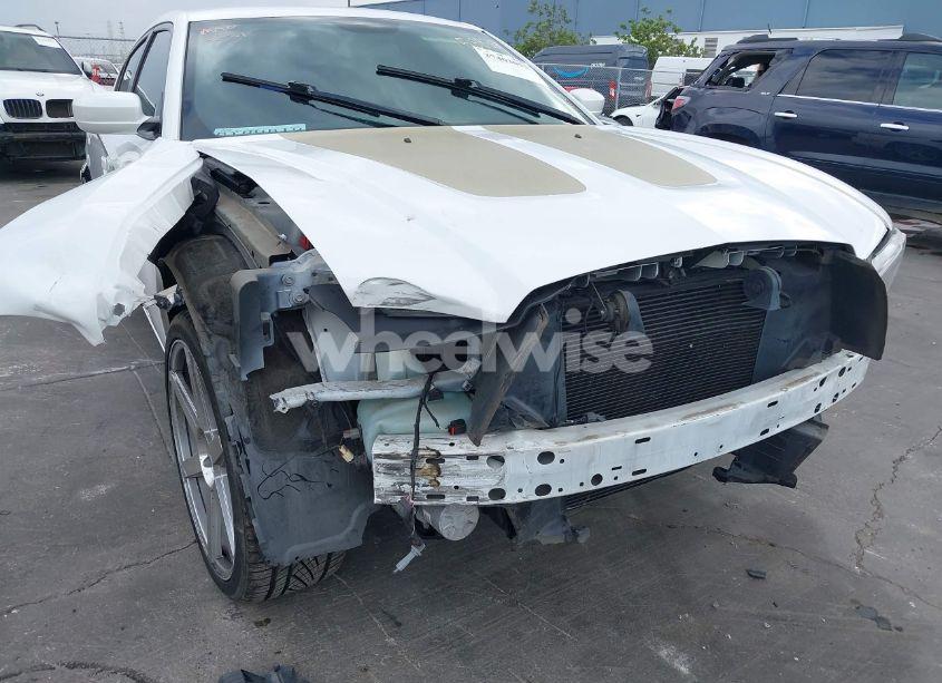 Photo 6 of 2014 Dodge Charger SE (VIN 2C3CDXBG3EH324751)