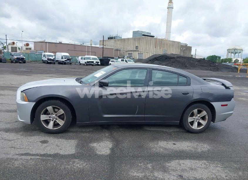 Photo 14 of 2014 Dodge Charger SE (VIN 2C3CDXBG3EH366580)