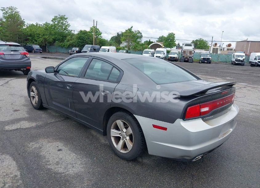Photo 3 of 2014 Dodge Charger SE (VIN 2C3CDXBG3EH366580)