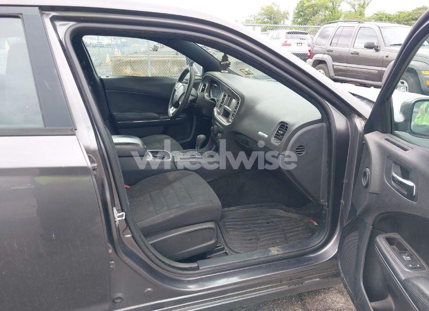 Photo 5 of 2014 Dodge Charger SE (VIN 2C3CDXBG3EH366580)