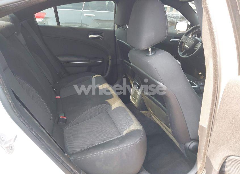 Photo 8 of 2015 Dodge Charger SE (VIN 2C3CDXBG3FH762137)