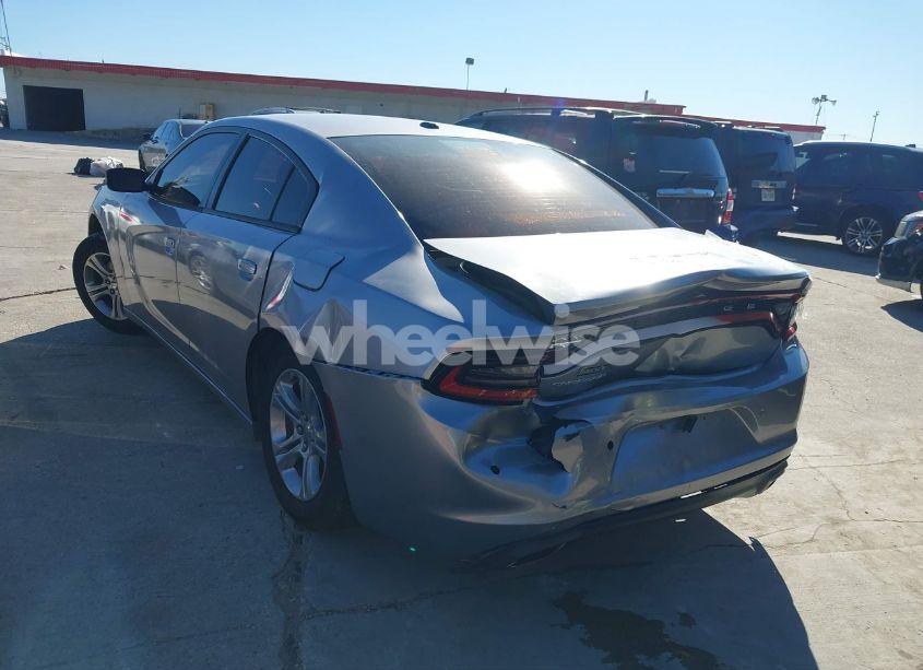 Photo 3 of 2015 Dodge Charger SE (VIN 2C3CDXBG3FH795123)