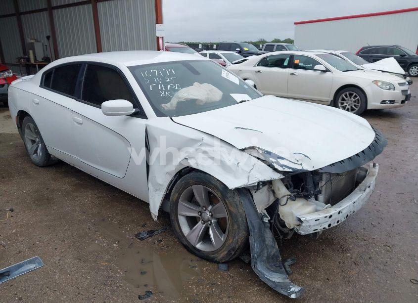 2016 Dodge Charger SE (VIN 2C3CDXBG3GH143507) main photo